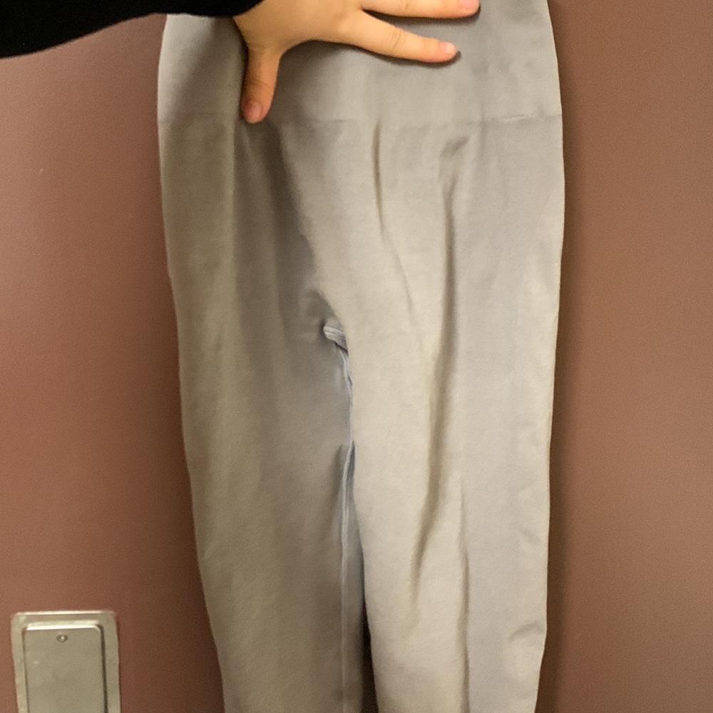 Alphalete Amplify Grey Leggings